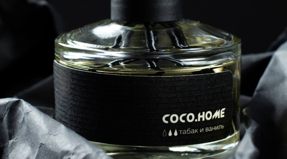 Наклейка на дизайнерской самоклеющейся бумаге - картинка 1